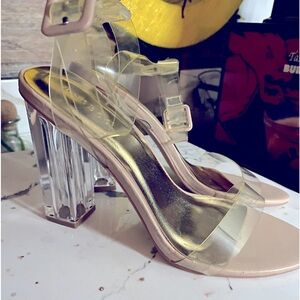 BAMBOO CLEAR LUCITE ANKLE STRAP HEELS